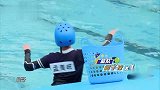 李晨手脚并用摘椰子，孟美岐成“捡漏王”水中连投2球！