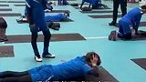 孙继海：我们足球青训练的田径跨栏？身体素质是一种保障