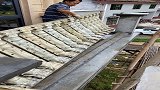 阳台栏杆模具正在施工中