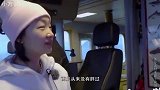 周冬雨胆子够大！挑战死亡芭比粉，镜头下关了滤镜肤色让人意外