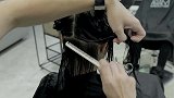 小姐姐发型挺普通的，慢慢修剪成波波头后，看着知性又漂亮！