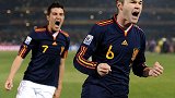 再续前缘！8年前比利亚小白联手建功 西班牙2-1智利头名晋级