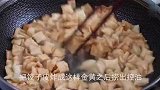 饺子皮放进油锅里，瞬间变成一道美味，好吃还好看，真的太解馋了