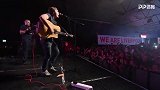 红军又一球员歌曲爆红！奥里吉之歌燃爆现场 头排小球迷尤其抢镜