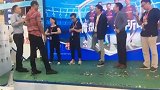 里瓦尔多北京行 指导球迷科学的热身-专题
