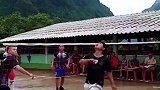 我们的蹴鞠被玩成泰国的藤球，看到这里心里不由的发酸