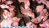 这烤肉太香了，实在忍不住了