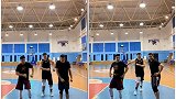 这个视频厉害了：西热扭秧歌 杨皓喆跳广场舞 万圣伟做广播体操