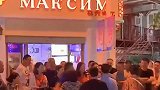 三亚一家餐厅拒绝接待中国人拒收人民币？网友顿时怒了