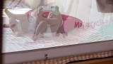 尿不湿大佬这动作，也未免太熟练了
