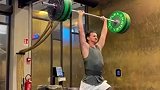 44岁伊布晒举重视频，从100kg逐渐举到120kg！