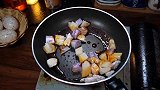 藕的家常做法，百吃不腻的鸡肉炒莲藕，超级开胃