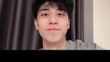“挥别错的才能和对的相逢”。后悔 恋爱