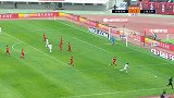 马里尼奥1V2突破禁区内倒地 裁判拒绝判罚点球
