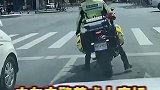 交警花式上车，这样的小哥你爱了吗