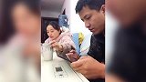 中年夫妻的搞笑日常，伤害性不大，侮辱性极强