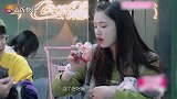 谁是奶茶狂魔？林允一天6斤吴宣仪每天8杯下肚，而他喝到发福