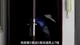 小伙下班，花140提3桶15L菜籽油上7楼，炸香肠吃的真欢乐