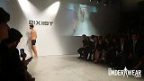 男模的时尚周走秀，里面的男模真的帅，一起来看看腹肌吧
