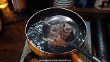 如何炖排骨好吃又简单，简单又好吃的排骨炖豆干，超级开胃
