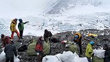 珠峰恐成世界最大露天垃圾场 尼泊尔政府出台“限塑令”