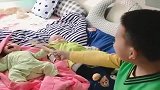 二胎生了对双胞胎，接下来哥哥的这一举动，咱也不敢问！