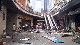 苏州一商业街店铺煤气泄漏引发爆炸 碎片四处翻飞伤到2人