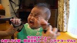 8个月宝宝母乳不够吃，首次吃辅食，看把娃着急的，眼泪都出来了