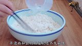 教你用西葫芦做馅饼，皮酥馅鲜嫩，简单易上手，做法比包子省事