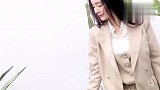 杨幂复工后首现身瘦成一道光，紧身裤包裹勒出纤细长腿
