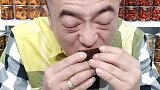吃货吃鲍鱼，啃得带劲吧！