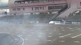 丰田86-漂移车D1GP迪拜赛道撞车