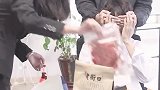 人与人之间最基本的信任呢，怎么能把我的零食都骗走