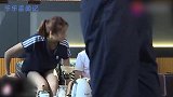 关晓彤有多会撒娇？当众往鹿晗身上凑，鹿晗的反应导演忘了剪