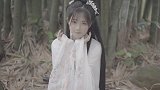 这四季春秋，苍山泱水，不及你对我展眉一笑