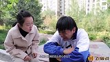 美女热心帮助丢钱小学生，没想到竟让他误入歧途！