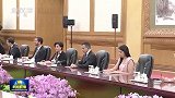 习近平会见厄瓜多尔总统诺沃亚