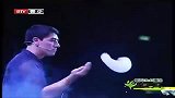 世界“泡泡大王” 把150人装进泡泡