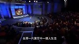 萌娃在台上表演自由飞翔，又唱又跳，实在厉害
