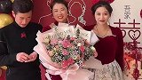 弟弟的订婚现场，弟弟在哥哥面前得瑟