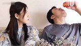 嘴上说的一套，手上的动作又是另一套