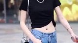 潮流街拍对穿牛仔裤的小姐姐毫无抵抗力，你更喜欢哪个风格呢