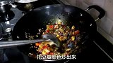 酸菜烧鸭血怎么做才好吃，川菜师傅教你正确做法