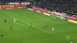 第28分钟门兴格拉德巴赫球员马库斯·图拉姆进球 门兴格拉德巴赫1-0法兰克福