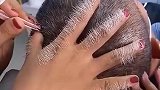 染发神操作，一会就能秃子了