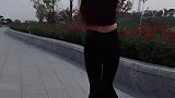 大叔你就别看了，确认过眼神，是个得不到的人