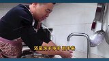 小杨的亲家婆子来家做客，岳父包150个饺子招待，小厨：够牌面
