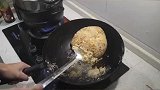 网友硬核炒饭，谁看了不说声厉害