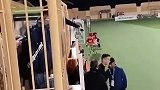 老队友重聚!C罗今日造访皇马训练