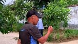 刚和女友订婚，娘家就买了辆车当彩礼